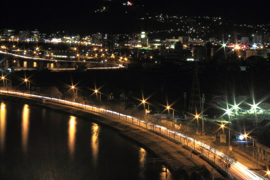諏訪湖の夜景