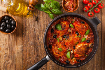 Traditionally made chicken in tomato sauce cacciatore.