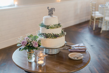 wedding cake with flowers