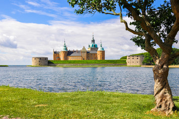 Kalmar castle on a sunny summer day, Sweden.  © Alexander Shuman