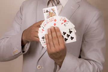 mago con cartas 