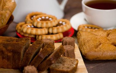 tea table, bake, pastries, muffin, cakes, sweets, close up