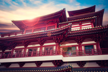 Outside Buddha Tooth Relic Temple and Museum, It is Chinese style architecture and flare on roof of temple that popular attraction and located in the Chinatown of Singapore.