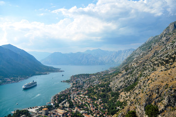 Fototapeta na wymiar View of Kotor city from the mountain