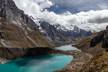 The three lakes / tres lagunas in the Cordillera Huayhuash, Andes Mountains, Peru - obrazy, fototapety, plakaty