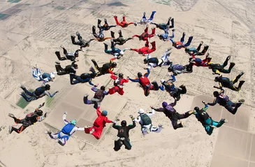 Fototapeten Skydiving big group formation © Mauricio G