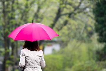pink umbrella 