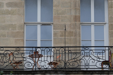 Fototapeta na wymiar old window and door with classical facade 