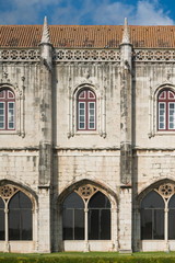 Obraz premium Fragment of Art Nouveau architecture style of Lisbon city