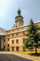 Obraz premium Old part of Lviv, Ukraine. The old Palace and Basilica