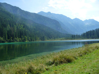 Fototapeta premium Jägersee mit Bergen
