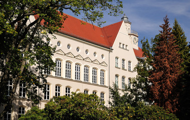 Fototapeta na wymiar Europa, Deutschland, Sachsen, Landkreis Bautzen, Bischofswerda, Oberschule Bischofswerda