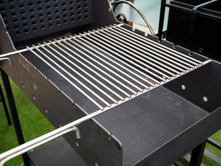 New metal barbecue with removable grill