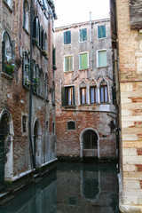 Fototapeta na wymiar Venice, view of a canal