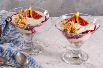 Figs pudding parfait with yogurt