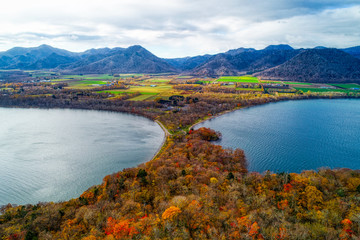 秋の屈斜路湖
