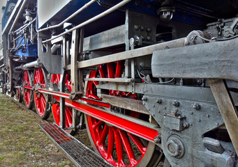 Steam locomotive wheels