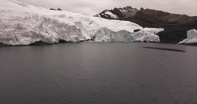 A moving shot of pastoruri glacier in peru
