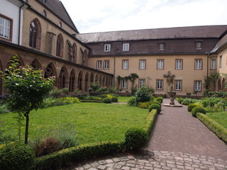 Fototapeta na wymiar Landau – Katholische Pfarrkirche Heilig Kreuz in Rheinland-Pfalz 