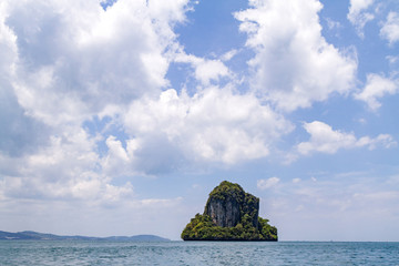 Naklejka premium Island in the sea. Thailand
