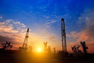 Obraz premium The oil pump, industrial equipment