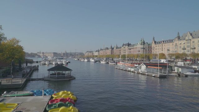 21060_View_of_the_harbor_port_in_the_city_of_Stockholm_in_Sweden.mov