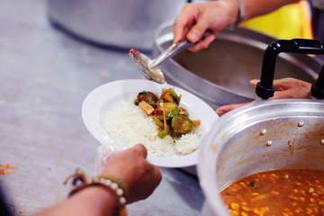 Volunteer to Feed the Hungry in Society: The Concept of Donating Food to the Poor in Society