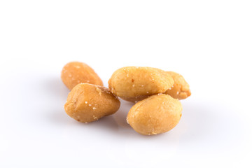 peanut nuts salt in heap