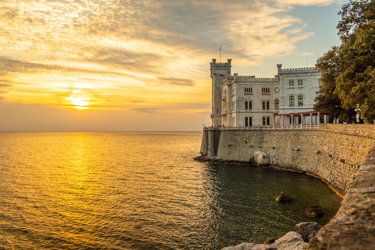 Schloss Miramare Sonnenuntergang