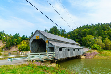 Obraz premium Covered bridge in St. Martins