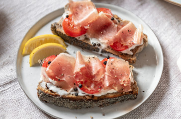 Parma ham and tomato sandwich