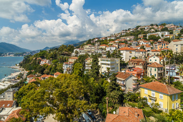 Fototapeta na wymiar The ancient city of Herceg Novi in Montenegro on a green hill