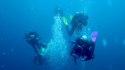 Around.Travel Maldives 2018