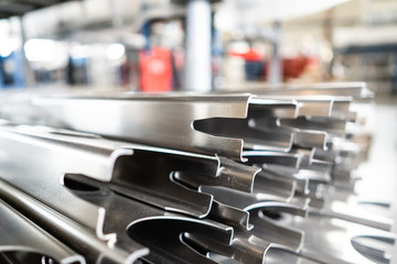 Aluprofile, Industire Farbrik Aluminium sägen, verarbeiten, Produktion Halle Lager