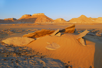 Fototapeta na wymiar Aqabat mountains in Sahara, Egypt