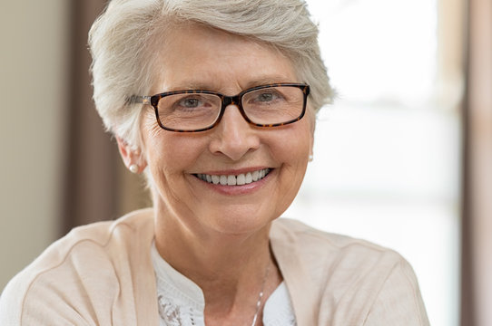 Senior woman wearing spectacles
