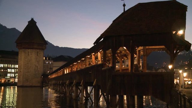 Lucerna, campanili e panorami in svizzera