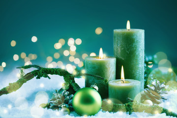 Weihnachten, Advent  -  Kerzen im Schnee