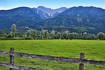 Fototapeta na wymiar Austrian Alps - view from the cycle path