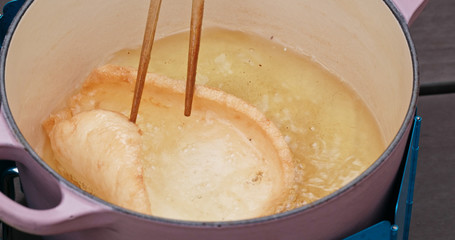 Prawn cracker cook in pot