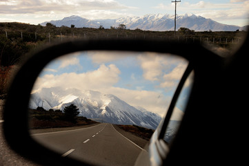 Fototapeta premium ruta nacional 40 al FONDO DE LOS ANDES PATAGONICOS..PROVINCIA DE CHUBUT (ARGENTINA)