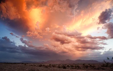 Deurstickers dramatische lucht met wolken © Lorna Kroepfl