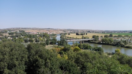 Fototapeta na wymiar Paisaje de llanura castellana, Toledo