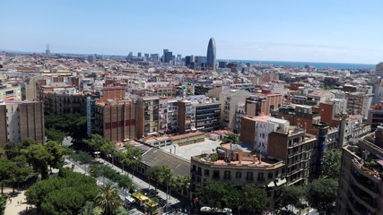 Naklejka premium Vista a Barcelona desde la Sagrada Familia, Barcelona