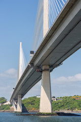 Fototapeta premium Dolny nowy most drogowy Queensferry Crossing nad Firth of Forth w Szkocji