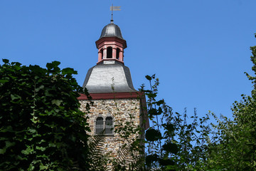 Kirchturm der Abtei Rommersdorf in Neuwied