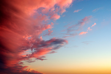 cielo rojo intenso verti