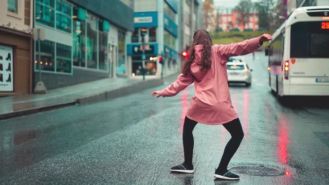 A beautiful Norwegian ballet dancer journeys through the city to find exotic, mysterious places. Shot on the Sony A7R III at 120 fps in Tromso, Norway