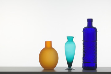 白バックと透過した瓶