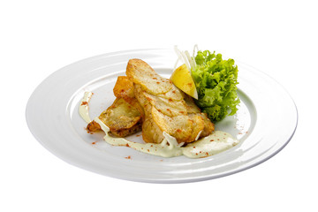 Cod fillets with lemon and salad